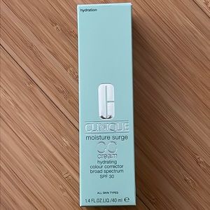 Clinique Moisture Surge CC cream
